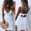 Robe courte en dentelle, col en V, bretelles spaghetti, taille empire